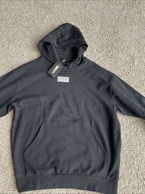 80Eighty Black Pullover Hoodie NWT